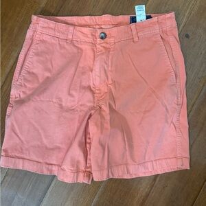 Men’s vineyard vines shorts